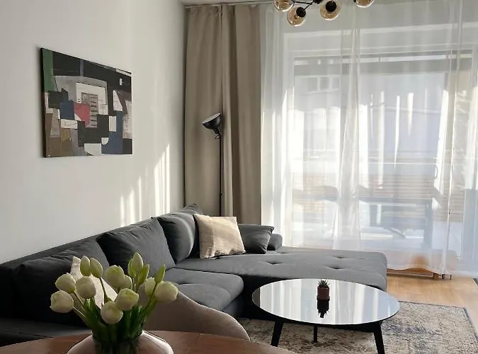 Sundeck City Centre Apartment